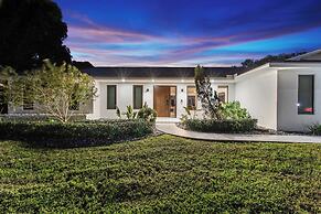 Villa Platinum by Glam Homes
