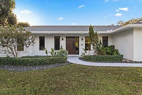 Villa Platinum by Glam Homes