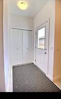 A&A Retreatfam-friendly 3BR Spacious Haven Leduc