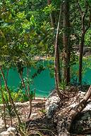 Cenote Escondido - Cabañas y Camping