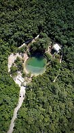 Cenote Escondido - Cabañas y Camping