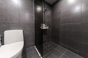 THE M HOTEL
