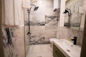 Monev Suites