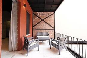 Monev Suites
