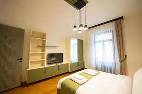 Monev Suites
