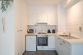Classic 1 Bedroom Apartment in Antwerp