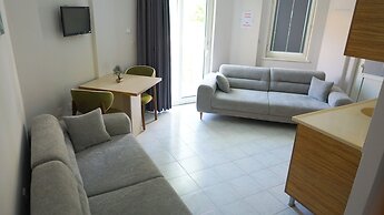 KARATAŞ APART