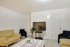 Walkable Neighborhood! Long Island Basecamp