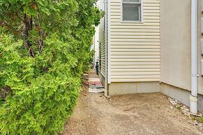 Walkable Neighborhood! Long Island Basecamp