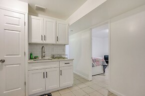 Walkable Neighborhood! Long Island Basecamp