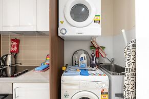 Charming 2BR Apartment Near Canberra's Attractions