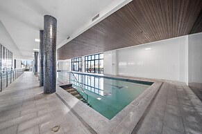 Charming 2BR Apartment Near Canberra's Attractions