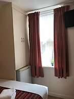 Barking Hotel