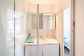 City-view Apartment for 12 Persons