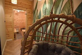 Very Large Apartment With Private Sauna