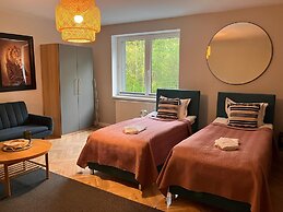 Very Large Apartment With Private Sauna