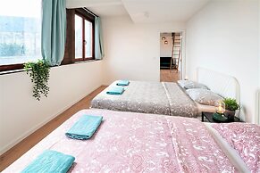 Saint Pauls Apartment for 12 Guests
