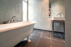 Spacious Duplex in Antwerp Old Town