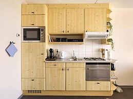 Beautiful Modern Furnished Apartment