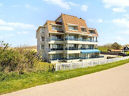 Beautiful Modern Furnished Apartment