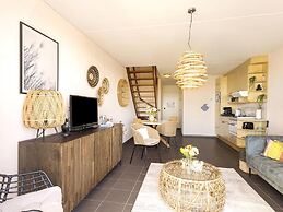 Beautiful Modern Furnished Apartment