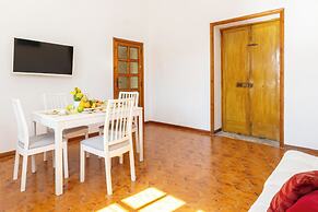 De Vivo Realty - Bellavista House
