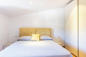 De Vivo Realty - Bellavista House