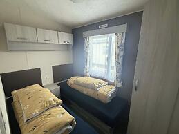 Delightful 2 Bedroom Caravan Manor Park Hunstanton
