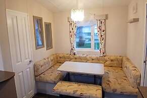 Delightful 2 Bedroom Caravan Manor Park Hunstanton
