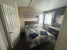 Delightful 2 Bedroom Caravan Manor Park Hunstanton