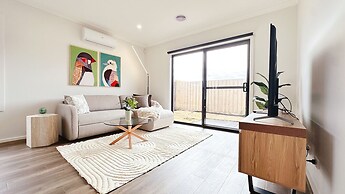 Creekstone 4B Home by GoodLive