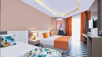 Feniks Priority Hotel