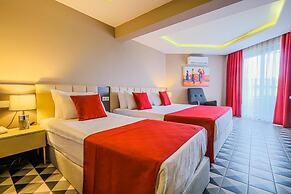 Feniks Priority Hotel