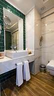 Feniks Priority Hotel