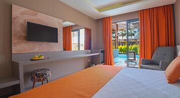Feniks Priority Hotel