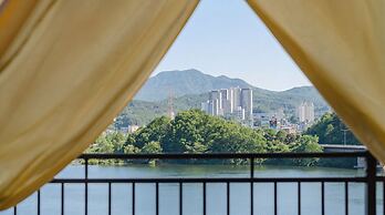 Chuncheon Rehouse