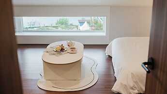 Chuncheon Rehouse
