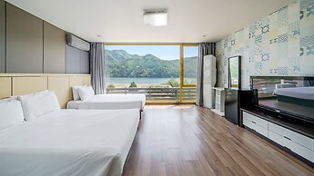Gapyeong Club Board Resort