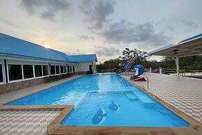 Nueng Pool Villa