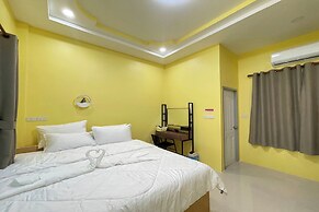 Nueng Pool Villa