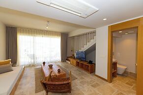 Oasis Houses