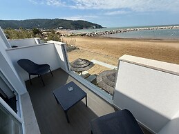 Marina Boutique Hotel