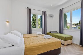 Kamelia Hotel