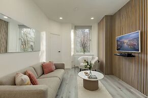 Modern Wheatfield Apartment
