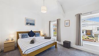 Stone's Throw - 3 Bed Holiday Home - Saundersfoot
