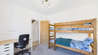 Stone's Throw - 3 Bed Holiday Home - Saundersfoot