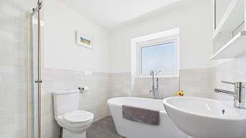 Stone's Throw - 3 Bed Holiday Home - Saundersfoot