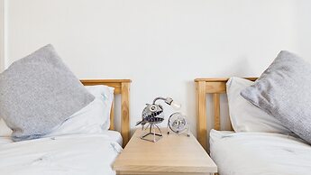 Stone's Throw - 3 Bed Holiday Home - Saundersfoot