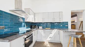 Stone's Throw - 3 Bed Holiday Home - Saundersfoot