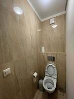 Lama Rooms